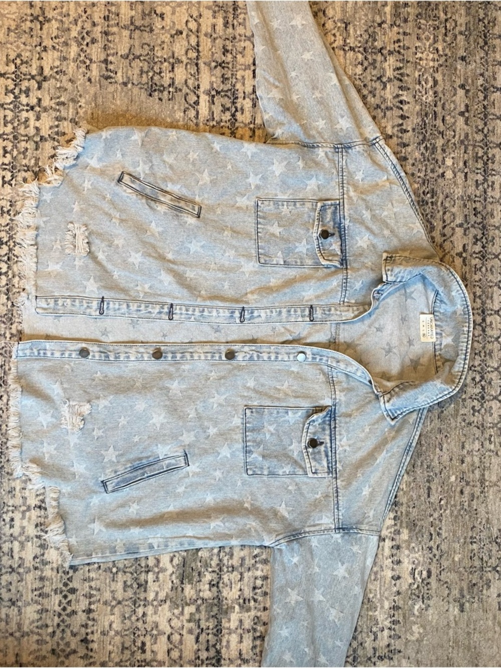 Light Blue Star-Print Denim Jacket - Women